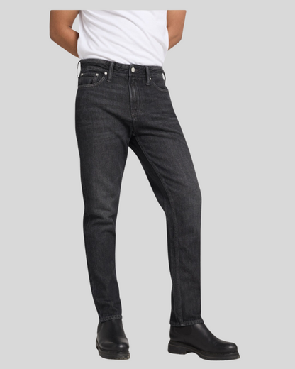 Timeless Tapered Jeans – Grey