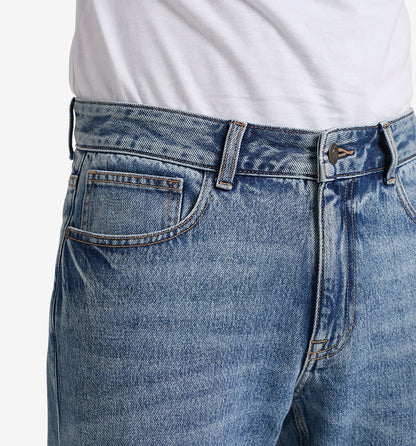 Timeless Tapered Jeans – Light Blue